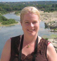 MelissaSnark author photo for book